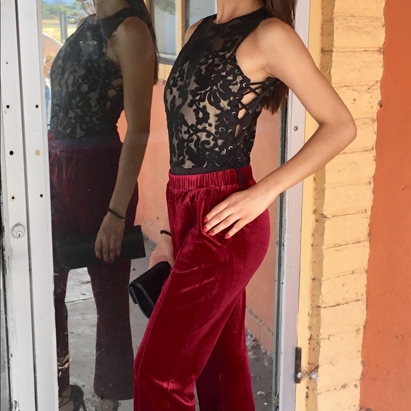 Burgundy Wine Velvet Ankle Length Pants NWT Size Large - Picture 4 of 5